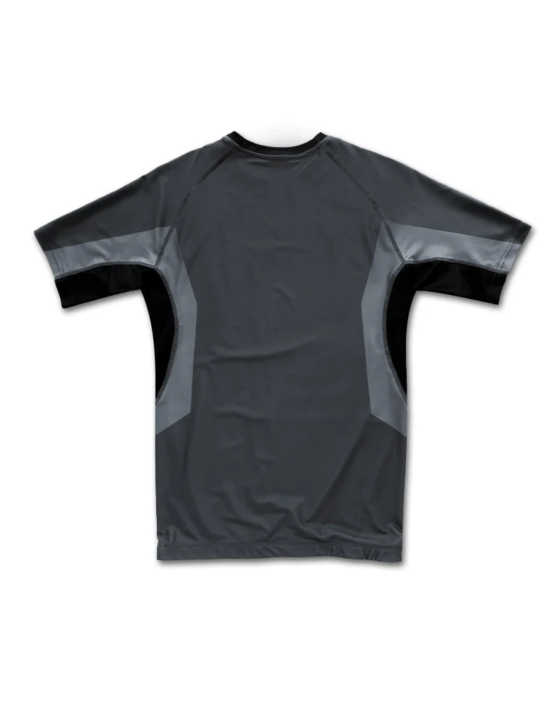 Engage Iron Grey Short Sleeve Rash Guard - Image 3