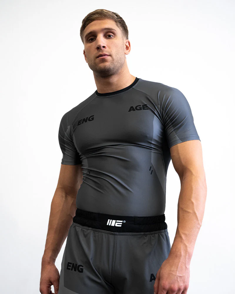 Engage Iron Grey Short Sleeve Rash Guard - Image 6
